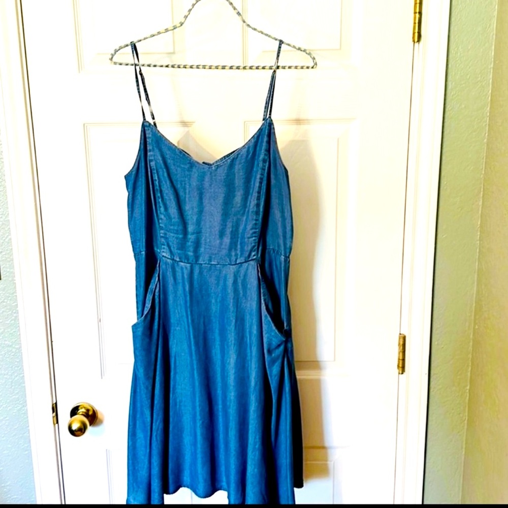 Chambray tie back denim dress size L